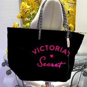 Victoria’s Secret black and pink bag NWT